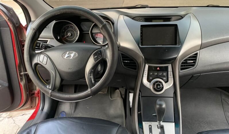 HYUNDAI lleno