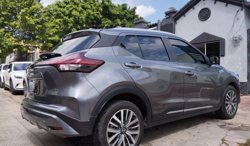 NISSAN lleno