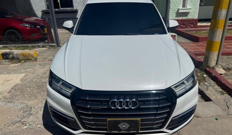 AUDI lleno