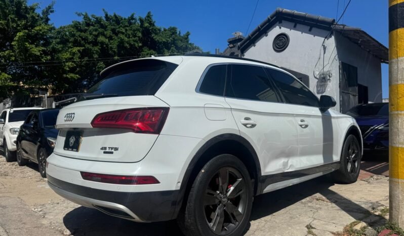 AUDI lleno