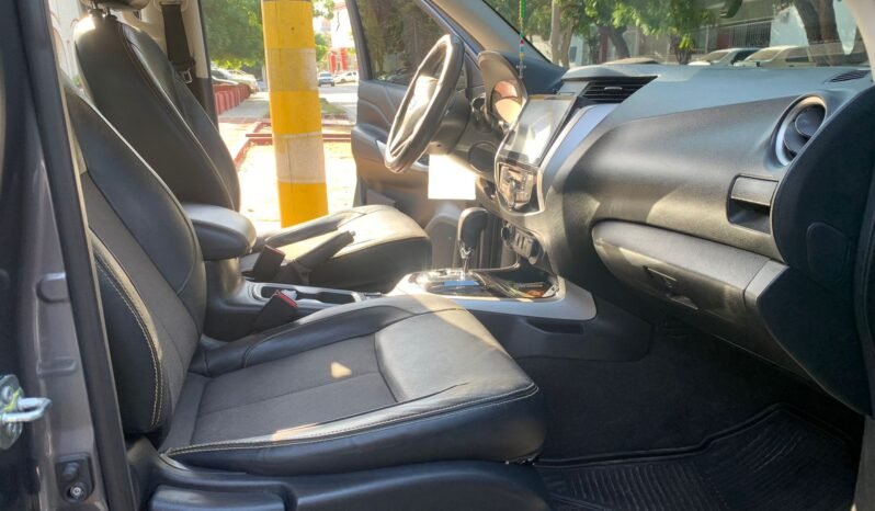 NISSAN lleno