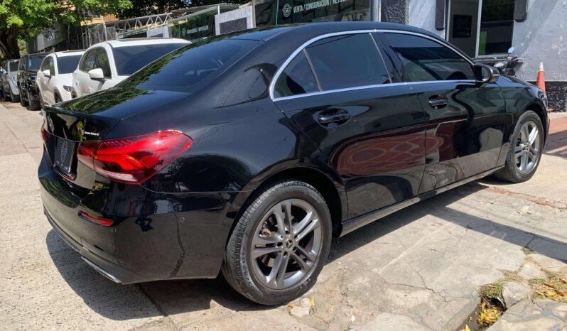 MERCEDES BENZ lleno