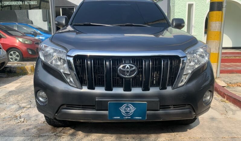 TOYOTA lleno
