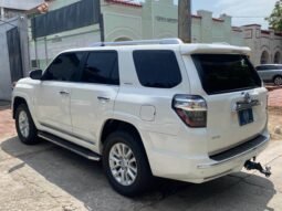 TOYOTA lleno