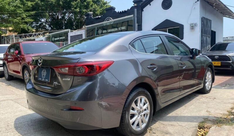 MAZDA lleno