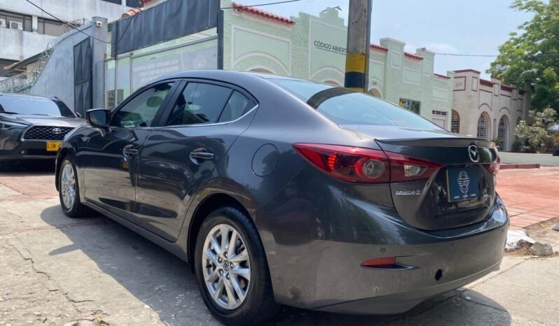MAZDA lleno