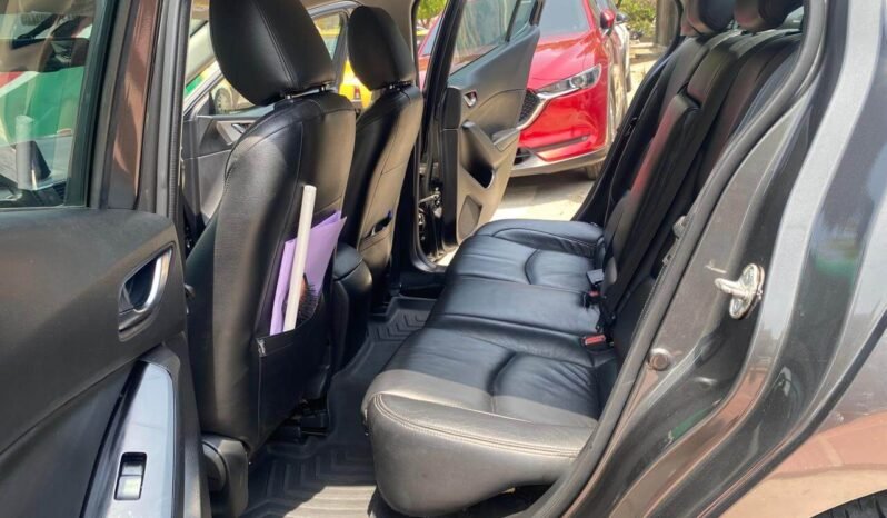 MAZDA lleno