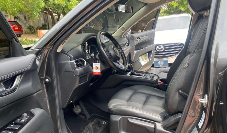 MAZDA lleno