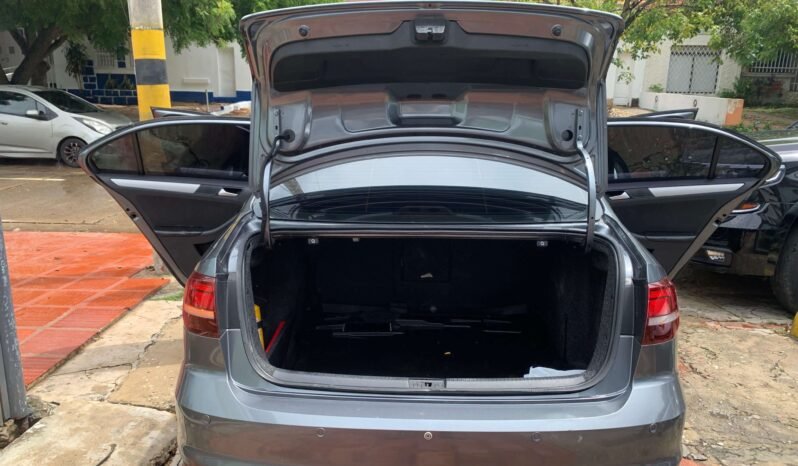 VOLKSWAGEN lleno