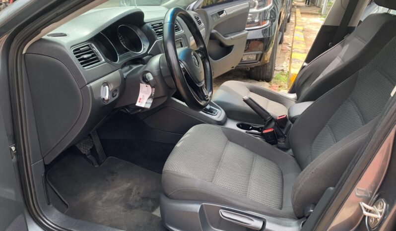 VOLKSWAGEN lleno