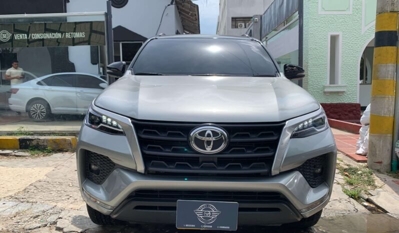 TOYOTA lleno