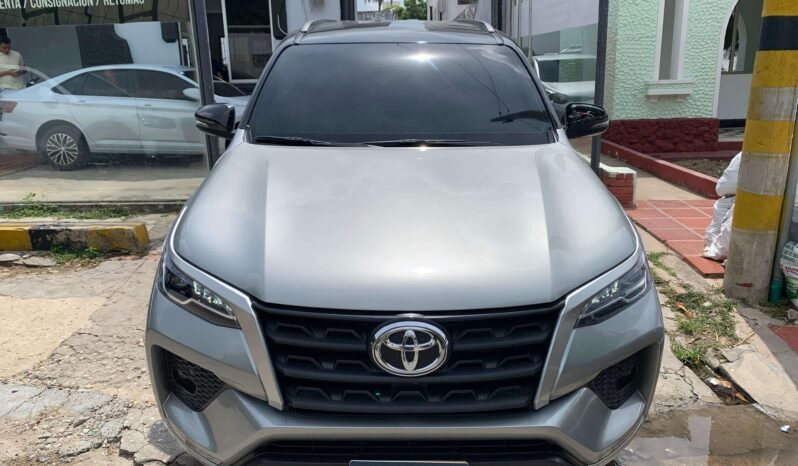 TOYOTA lleno