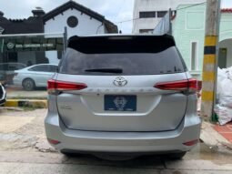 TOYOTA lleno