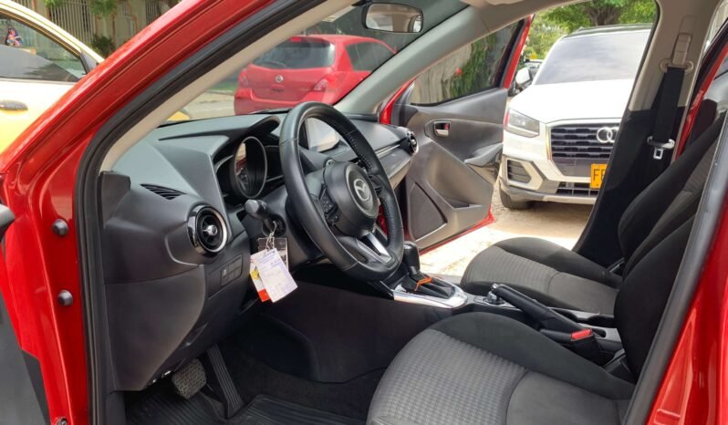 MAZDA lleno