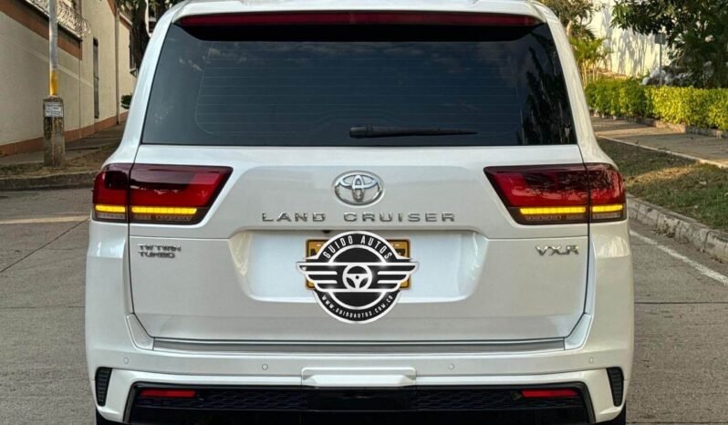 TOYOTA lleno