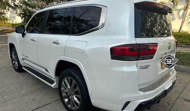 TOYOTA lleno