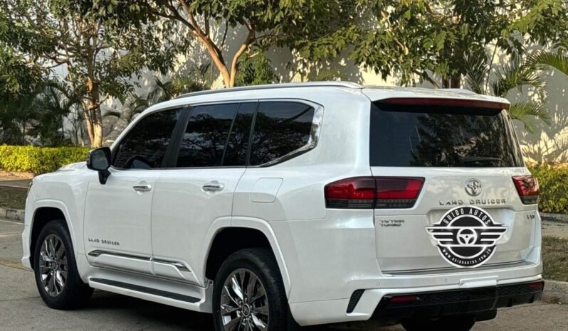 TOYOTA lleno