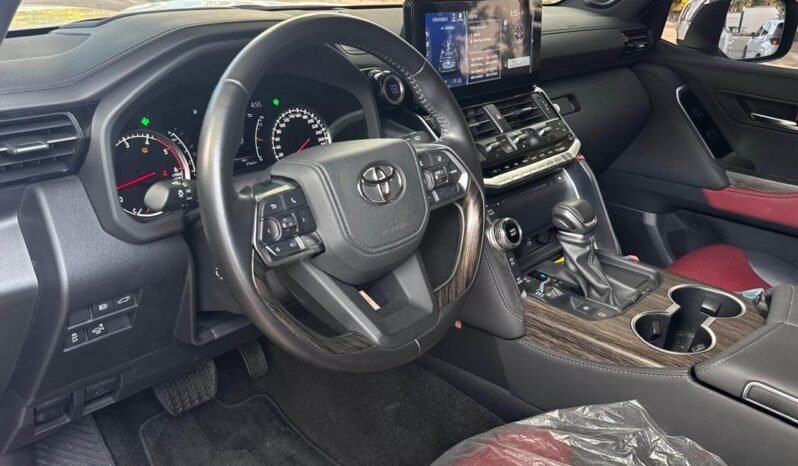TOYOTA lleno