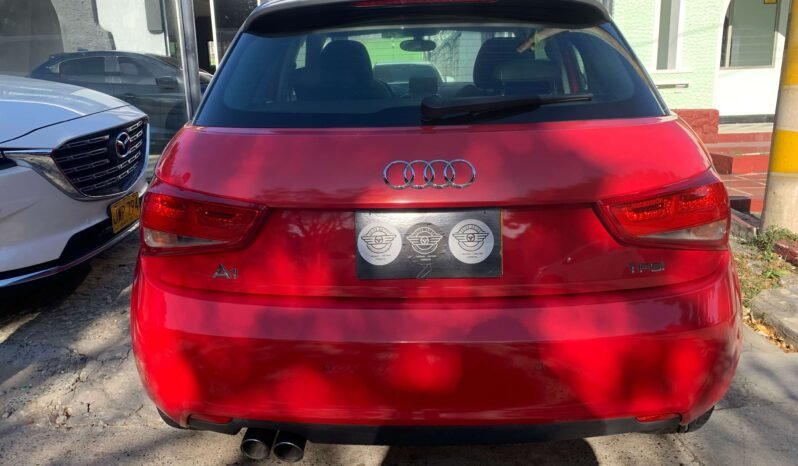 AUDI lleno