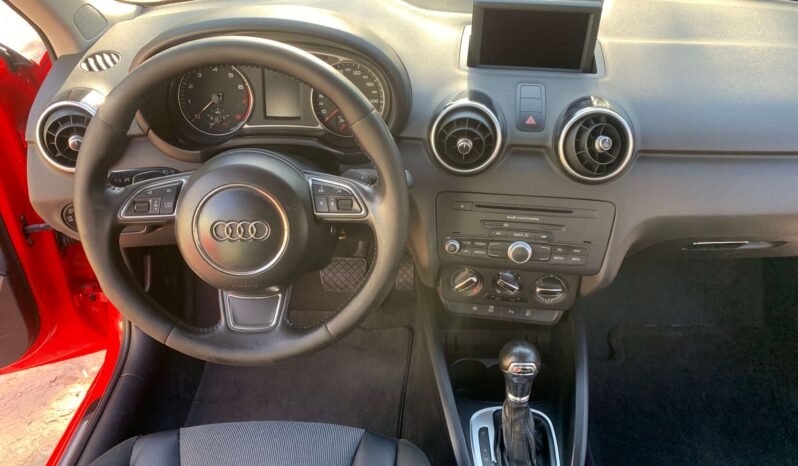AUDI lleno