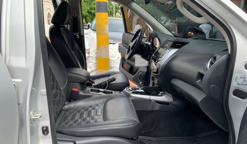 NISSAN lleno