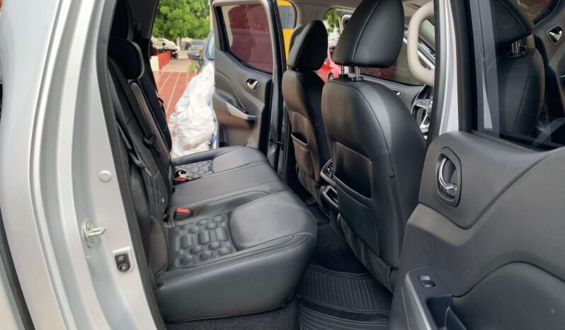 NISSAN lleno