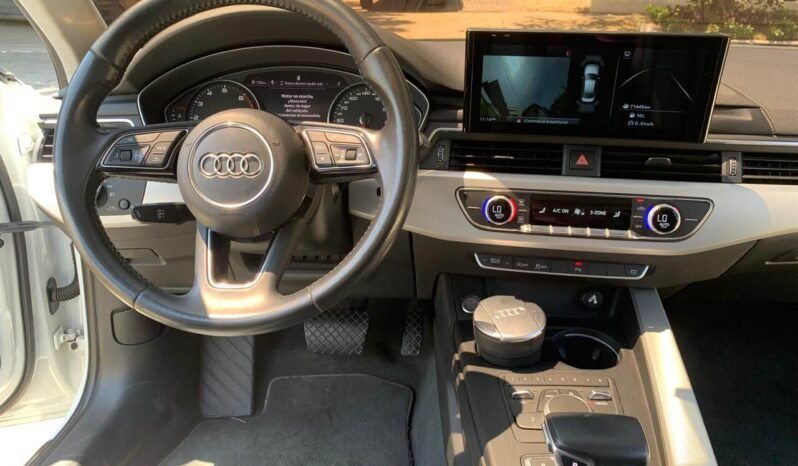 AUDI lleno