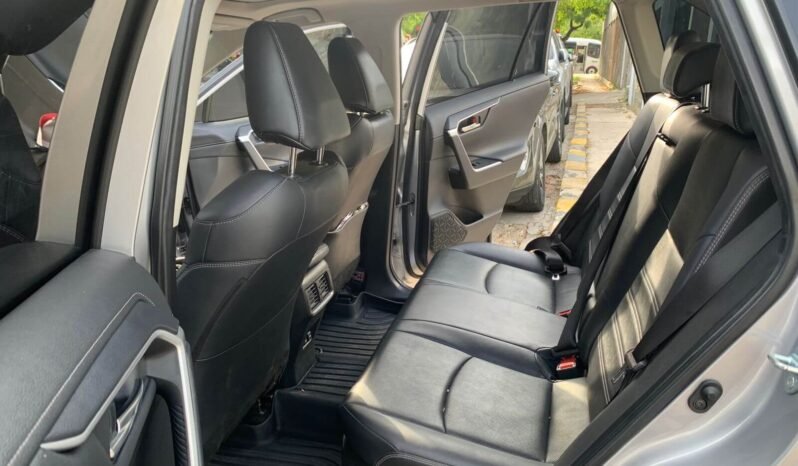 TOYOTA lleno