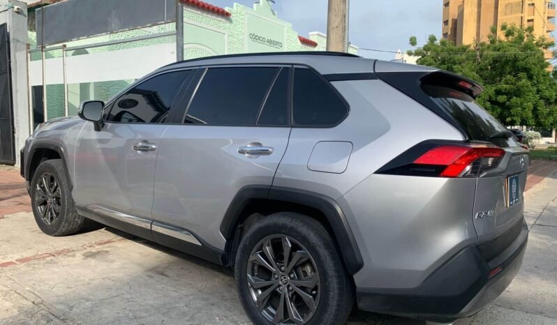 TOYOTA lleno