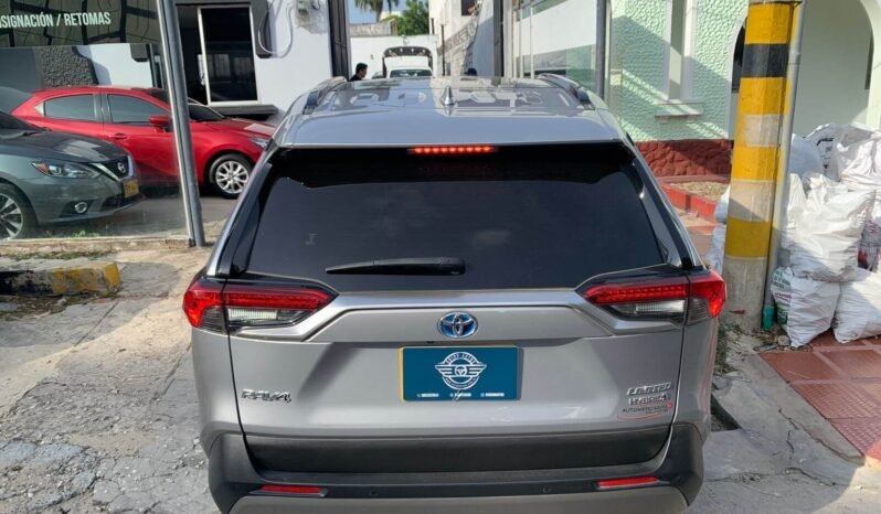 TOYOTA lleno
