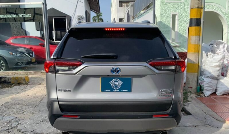 TOYOTA lleno
