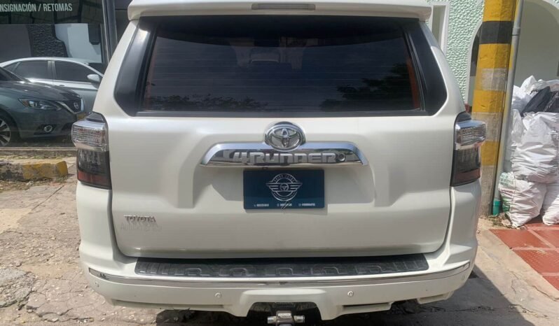 TOYOTA lleno
