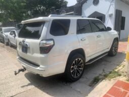 TOYOTA lleno