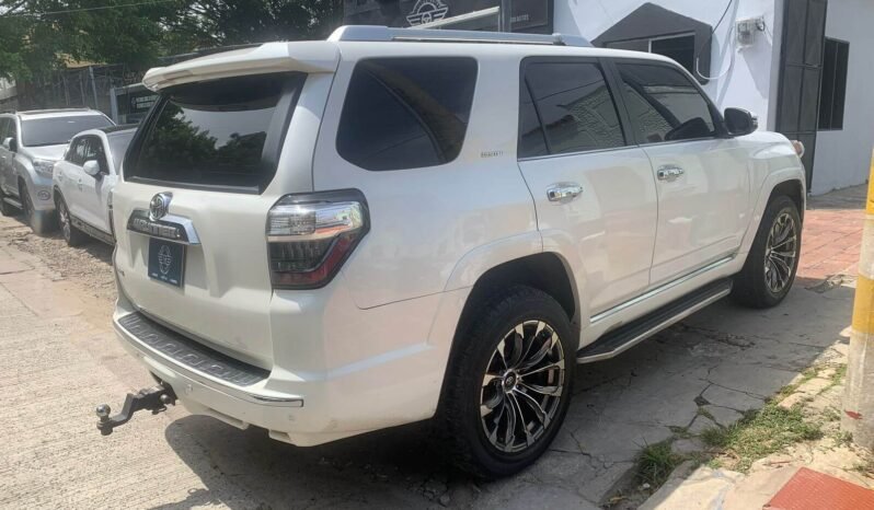 TOYOTA lleno