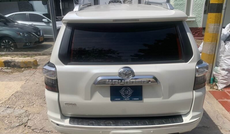 TOYOTA lleno