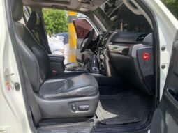 TOYOTA lleno
