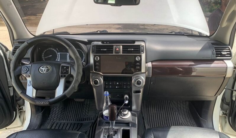 TOYOTA lleno