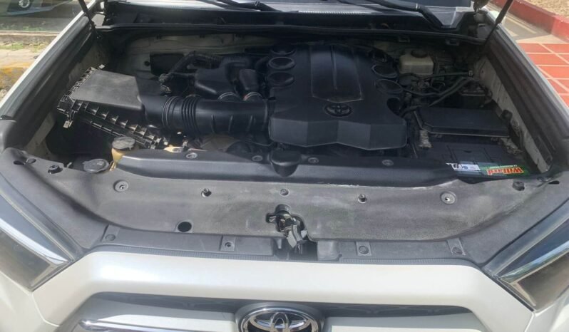 TOYOTA lleno