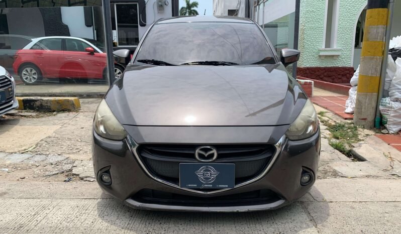MAZDA lleno