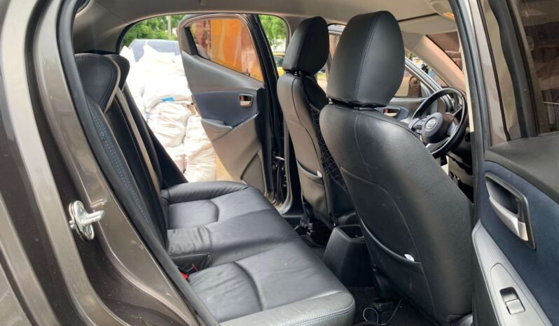 MAZDA lleno