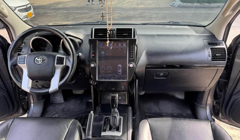 TOYOTA lleno