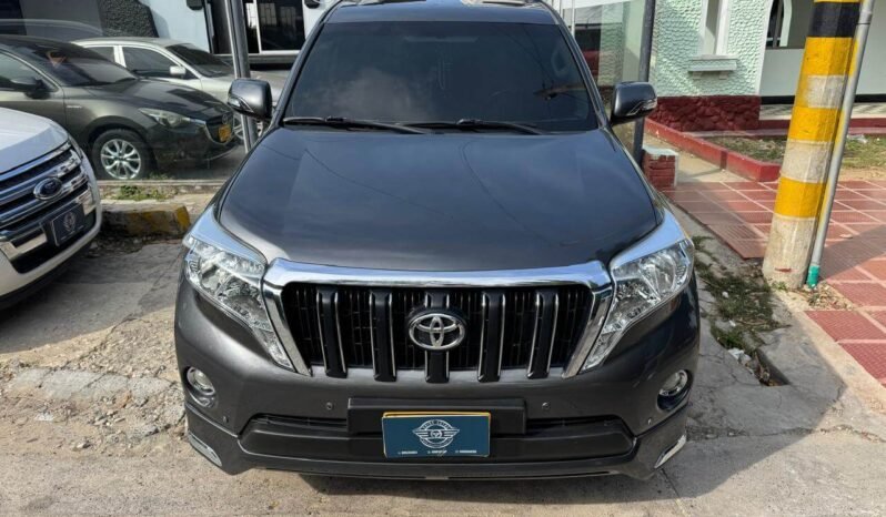 TOYOTA lleno