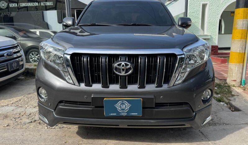 TOYOTA lleno