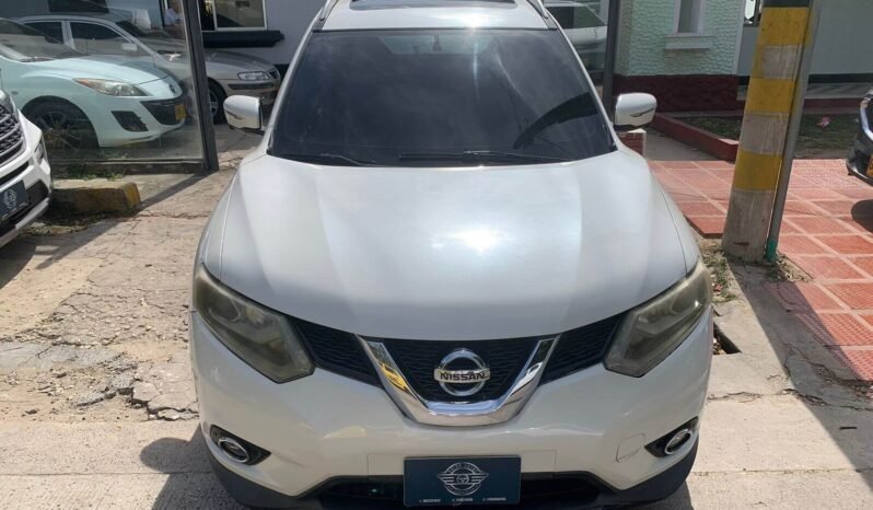 NISSAN lleno