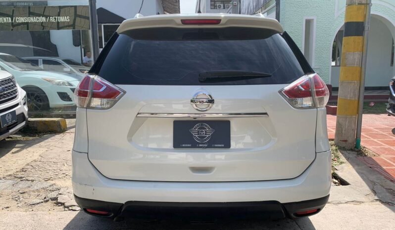 NISSAN lleno
