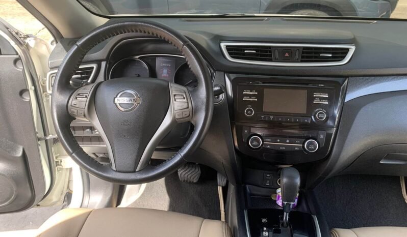 NISSAN lleno
