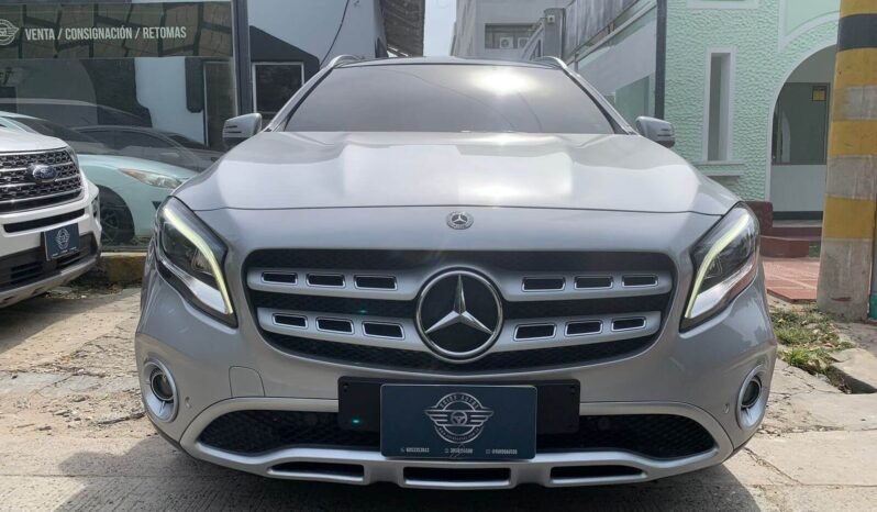 MERCEDES BENZ lleno