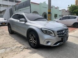 MERCEDES BENZ lleno