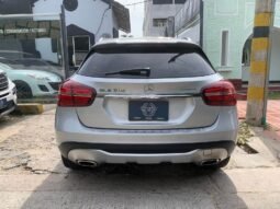 MERCEDES BENZ lleno