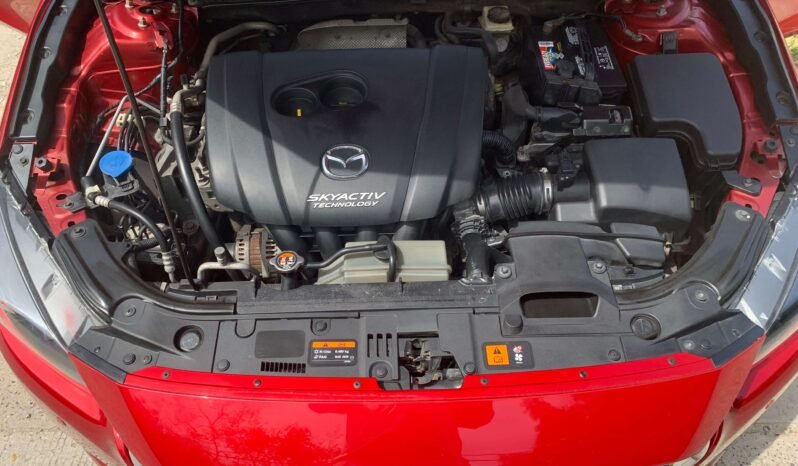MAZDA lleno